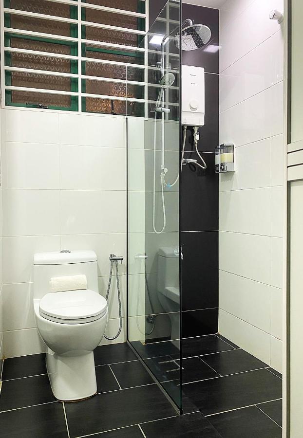 Amadel Residence 爱媄德民宿 14 Malacca Esterno foto