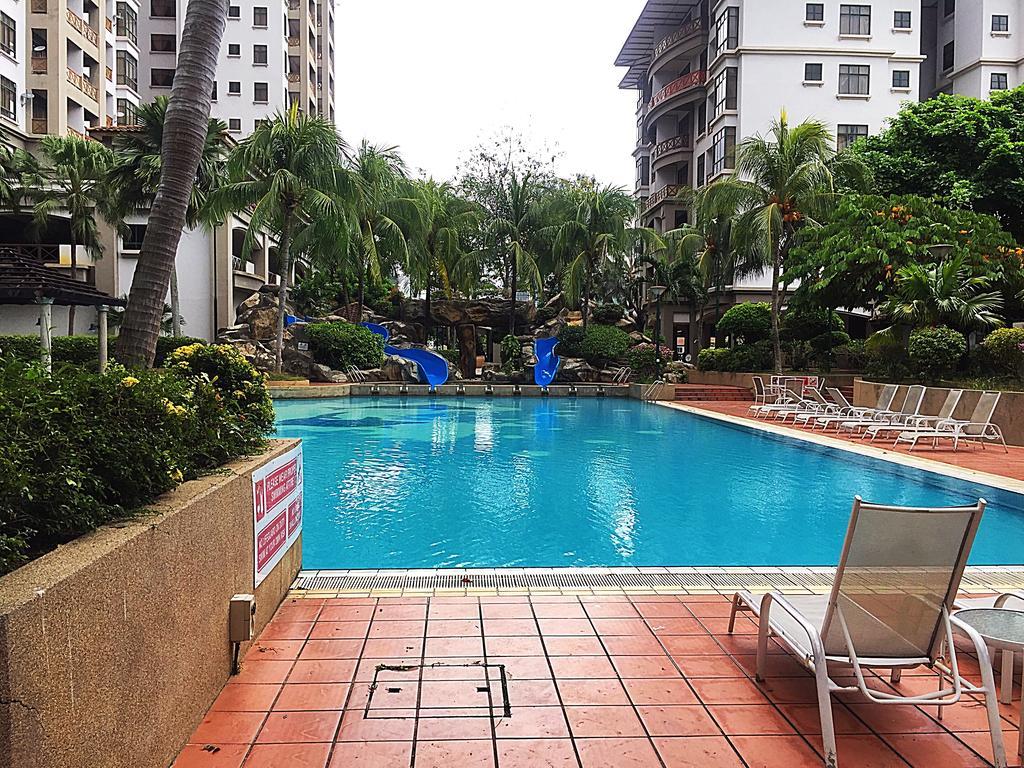 Amadel Residence 爱媄德民宿 14 Malacca Esterno foto